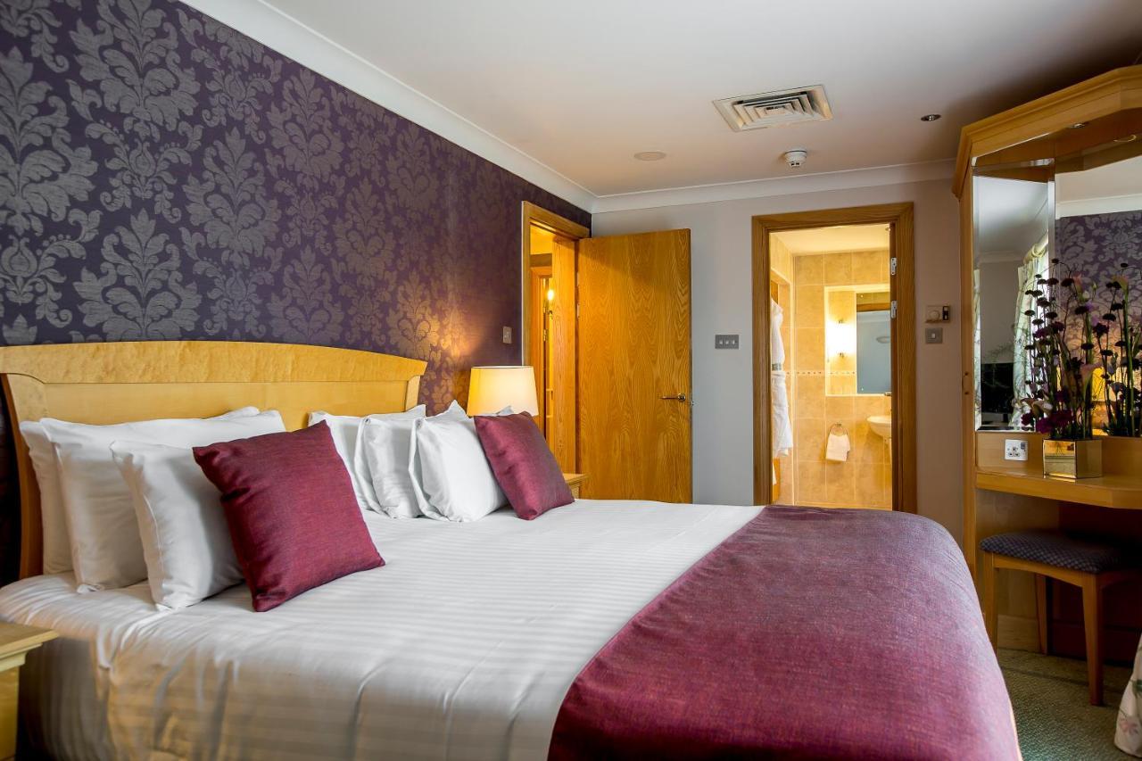 Hellidon Lakes Hotel Daventry Extérieur photo