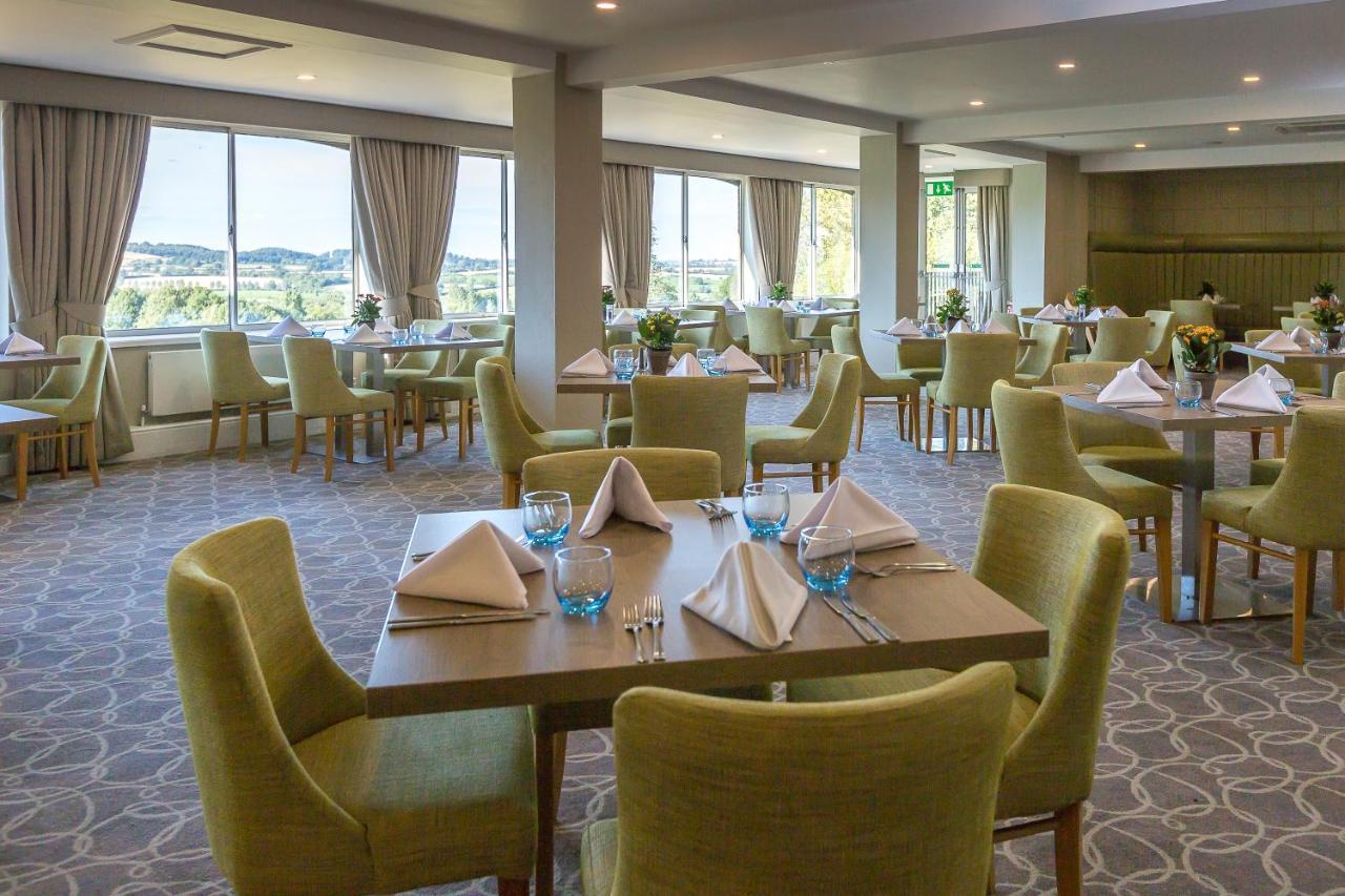 Hellidon Lakes Hotel Daventry Extérieur photo