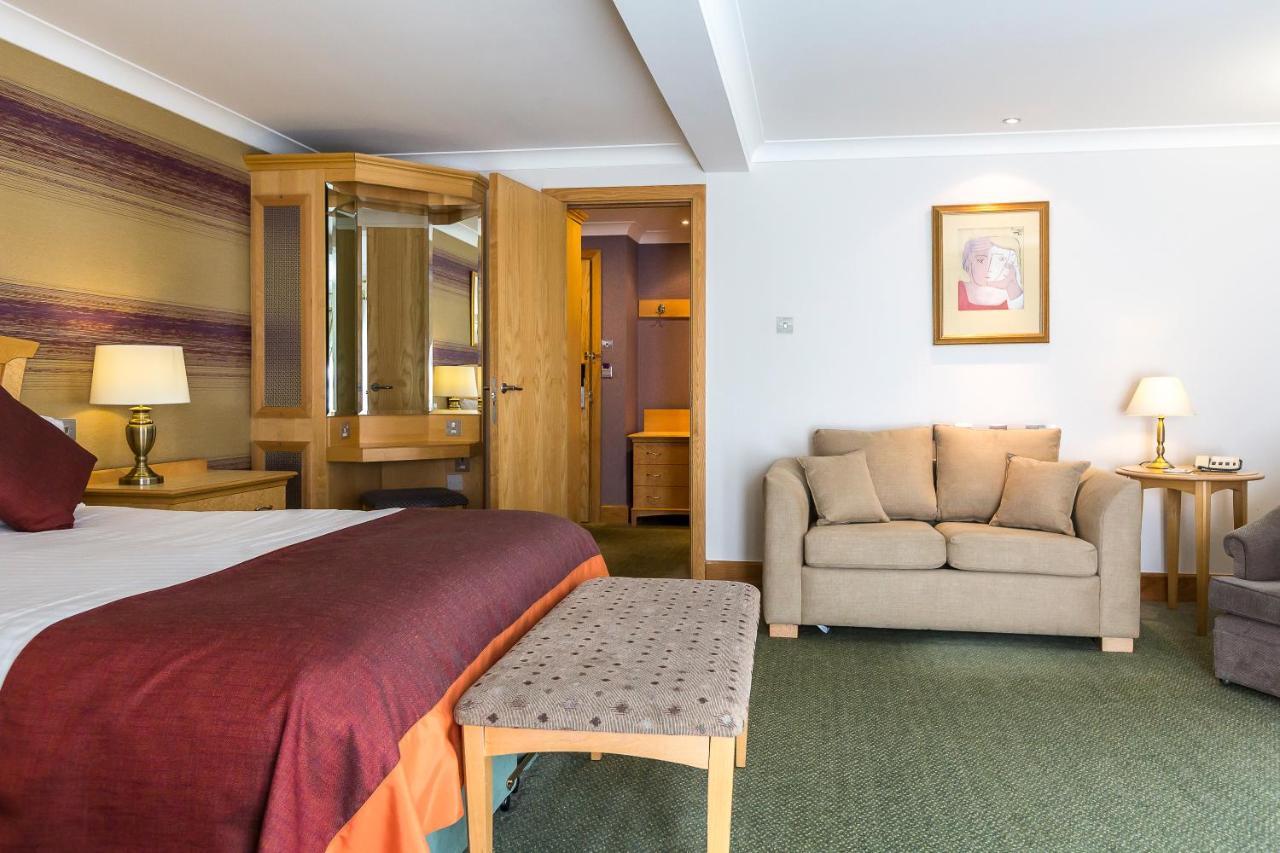 Hellidon Lakes Hotel Daventry Extérieur photo