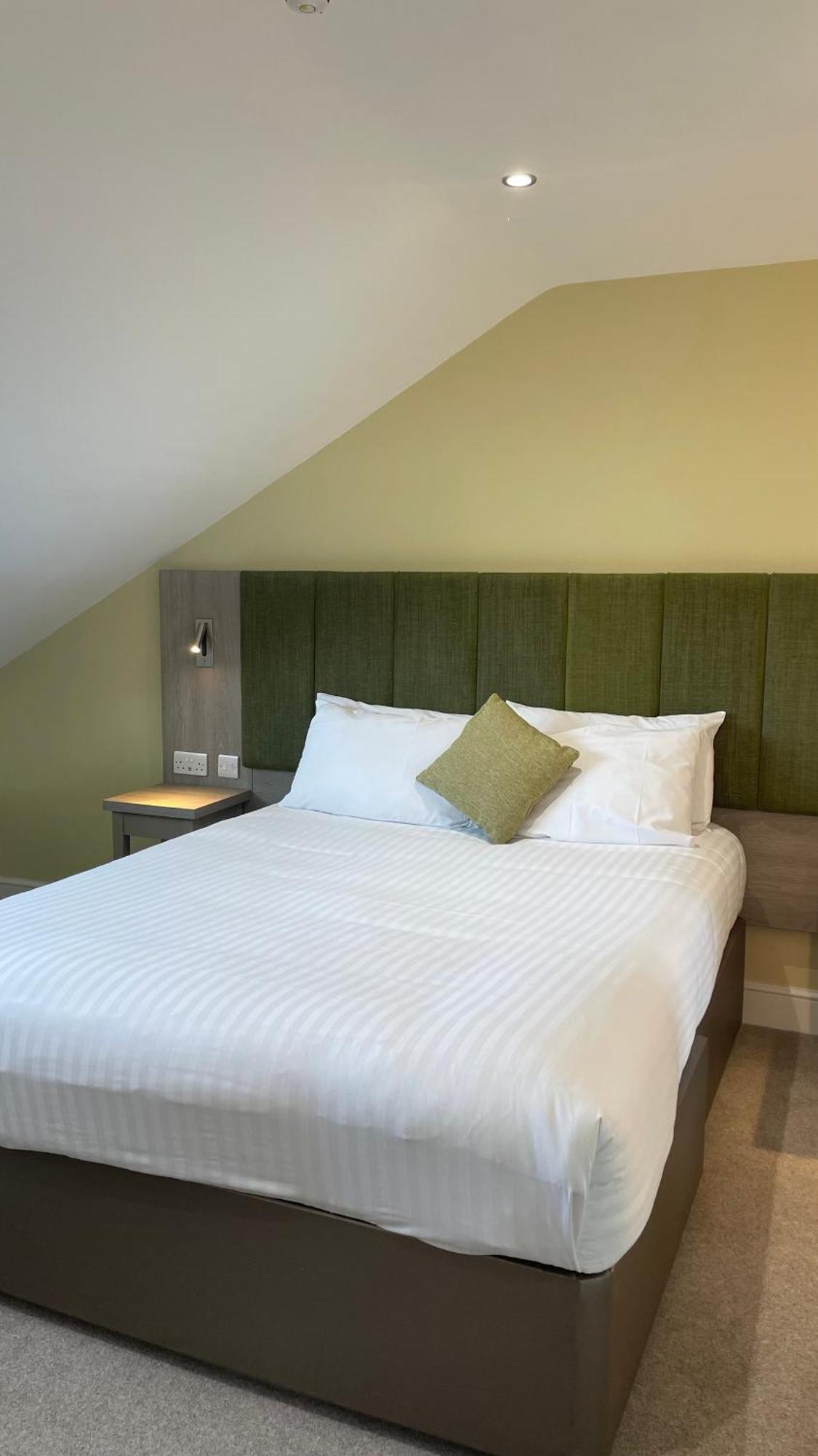 Hellidon Lakes Hotel Daventry Extérieur photo