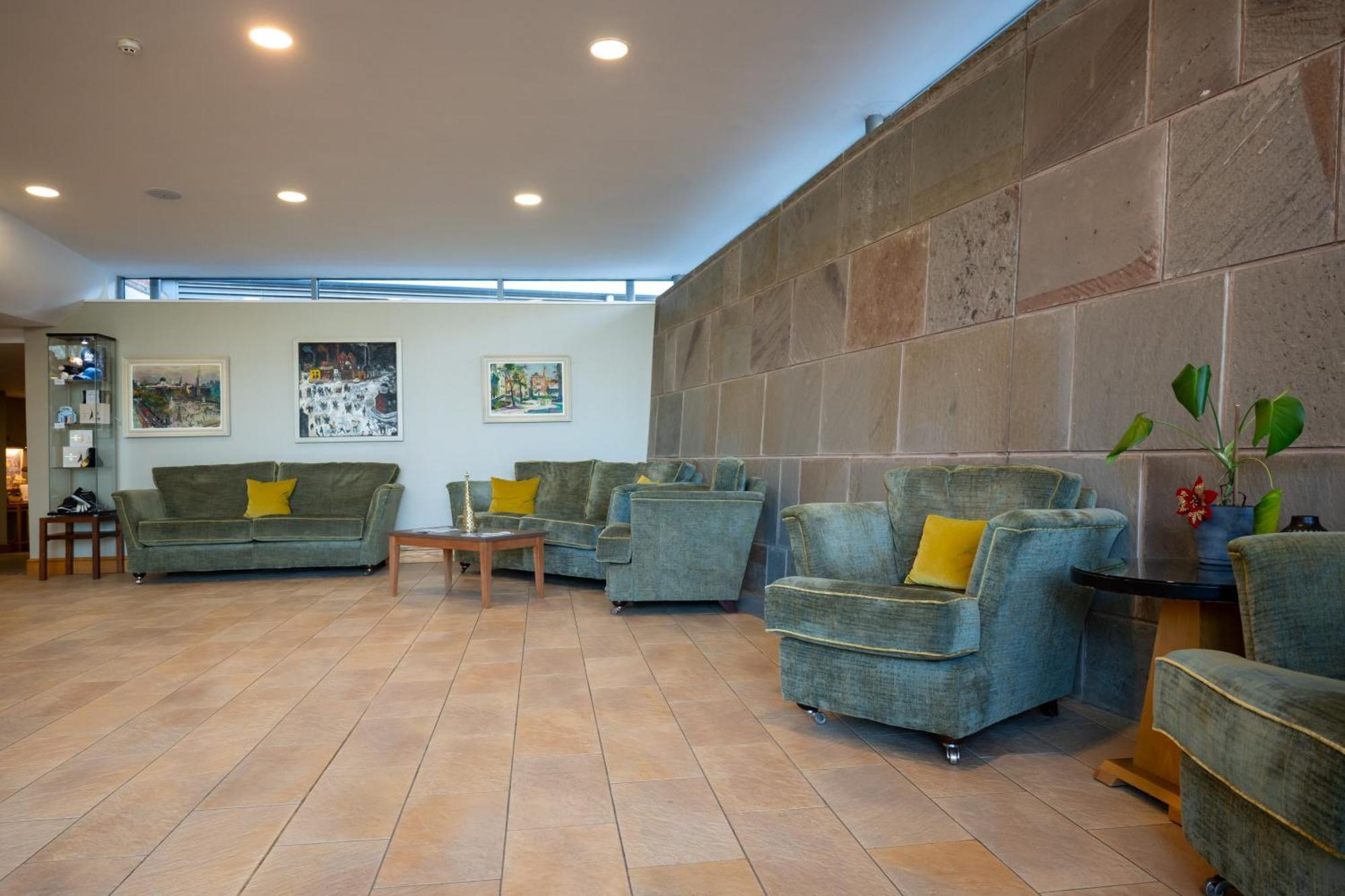 Hellidon Lakes Hotel Daventry Extérieur photo