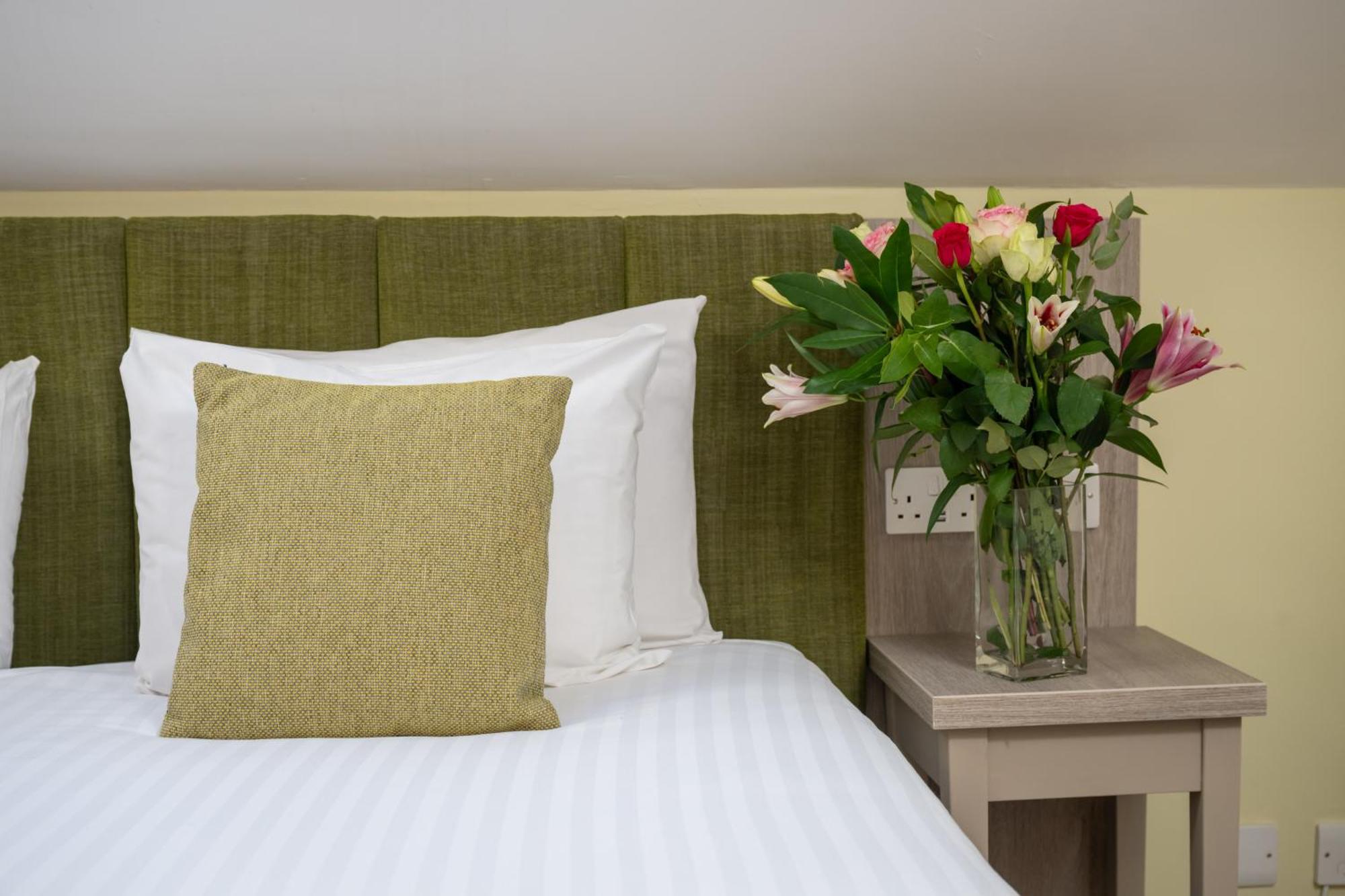 Hellidon Lakes Hotel Daventry Extérieur photo