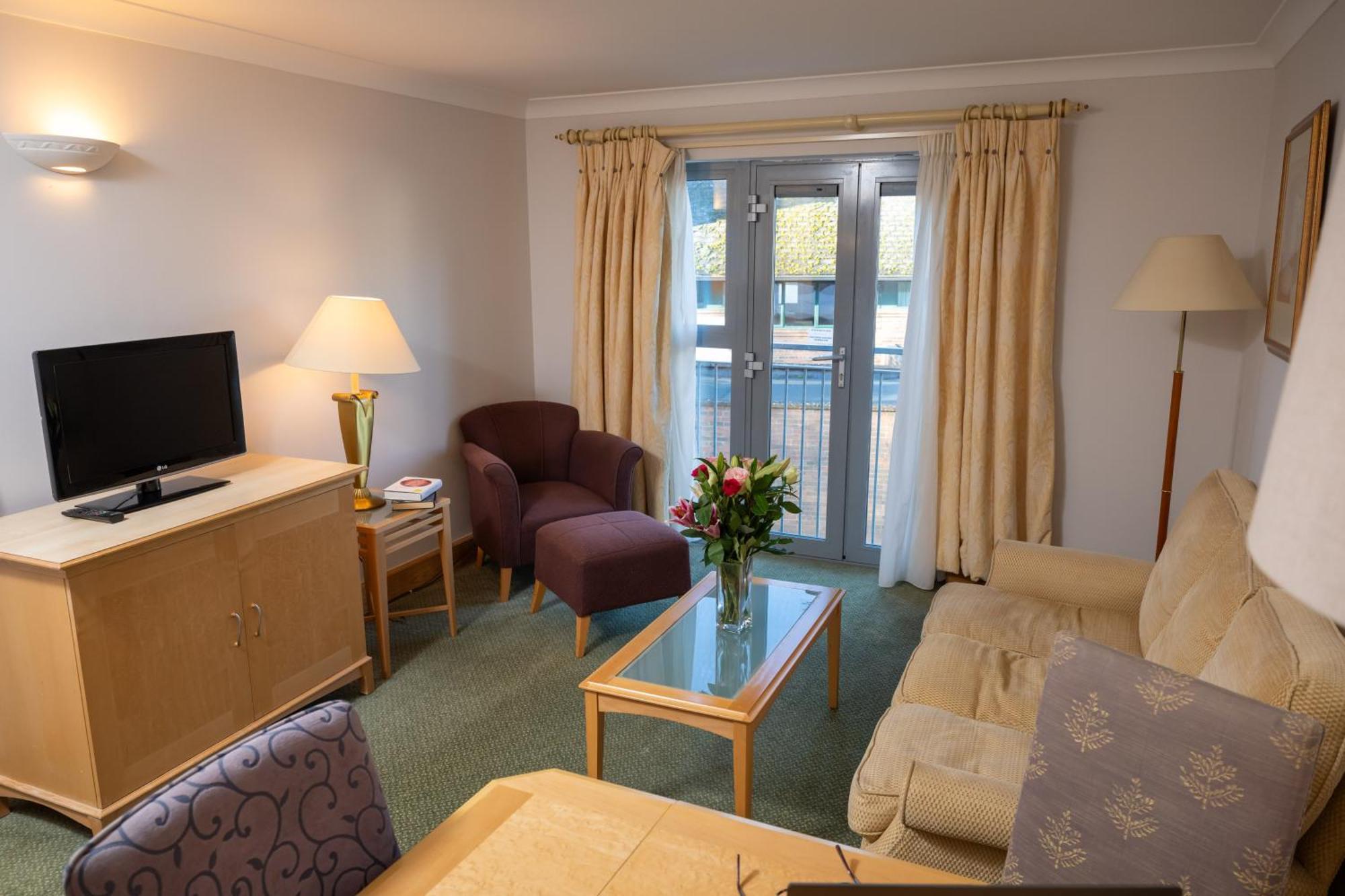 Hellidon Lakes Hotel Daventry Extérieur photo