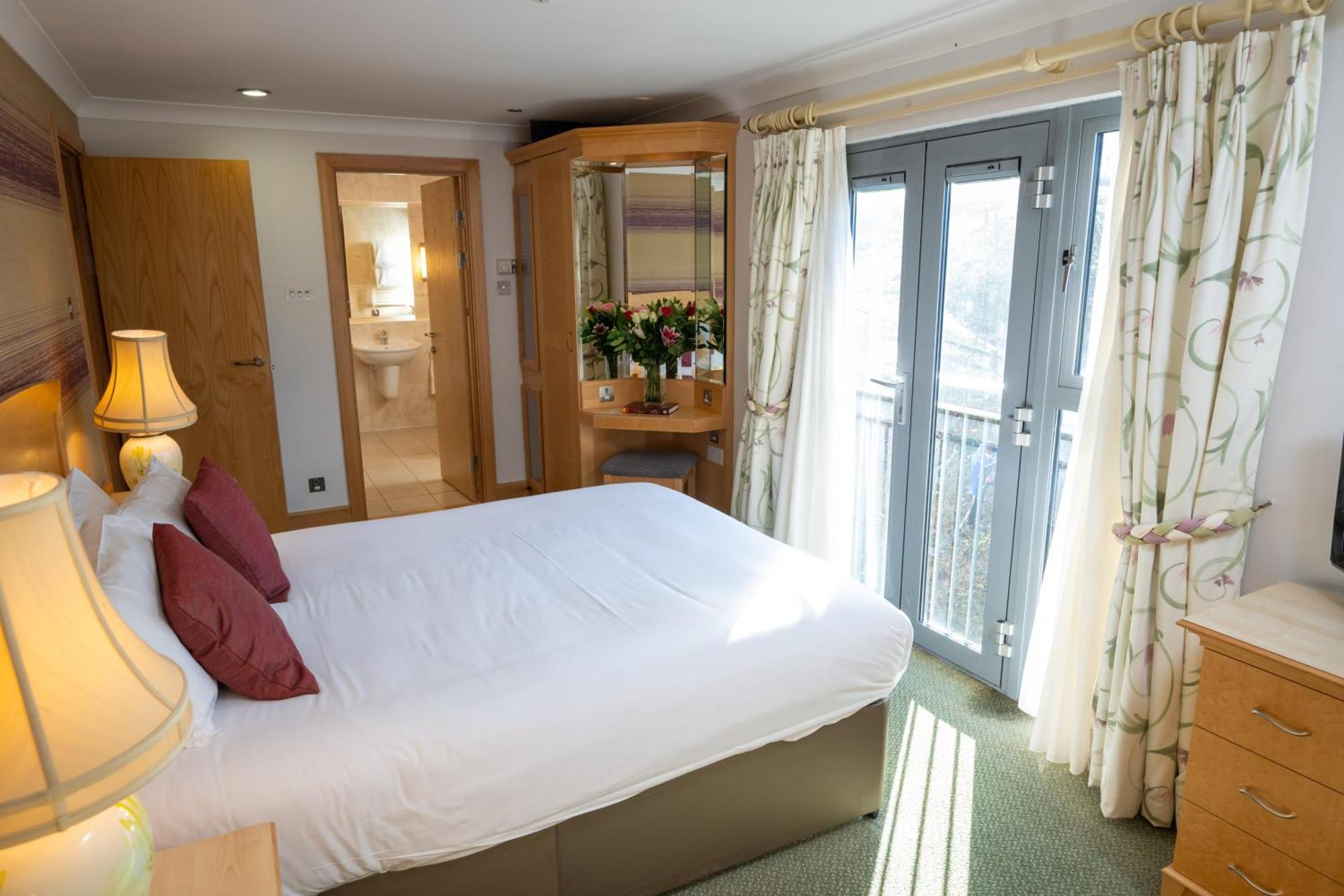 Hellidon Lakes Hotel Daventry Extérieur photo