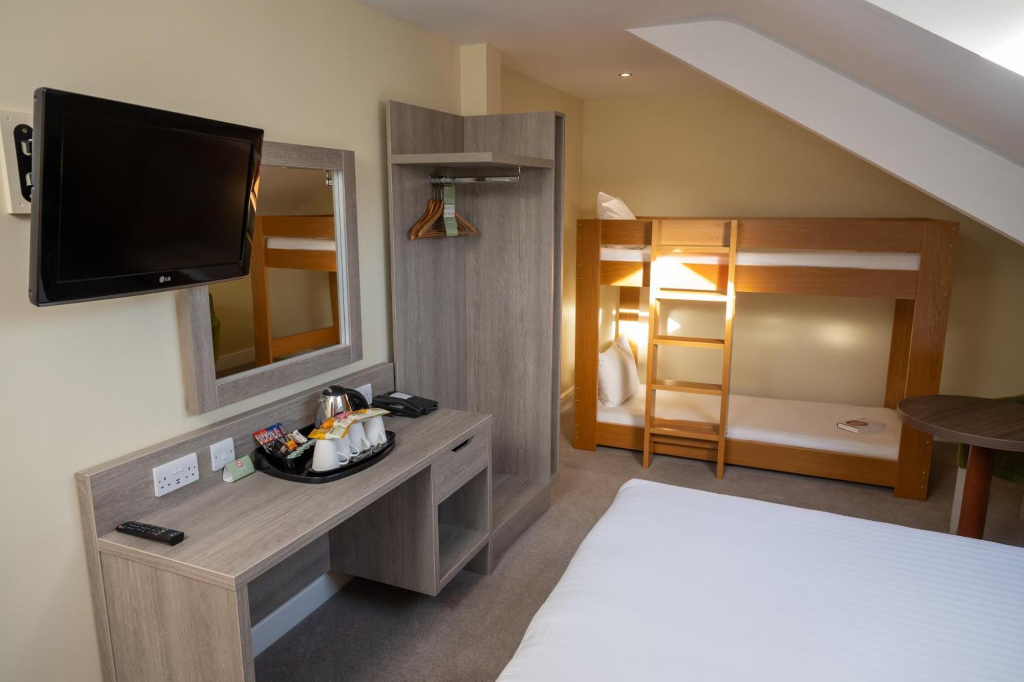 Hellidon Lakes Hotel Daventry Extérieur photo