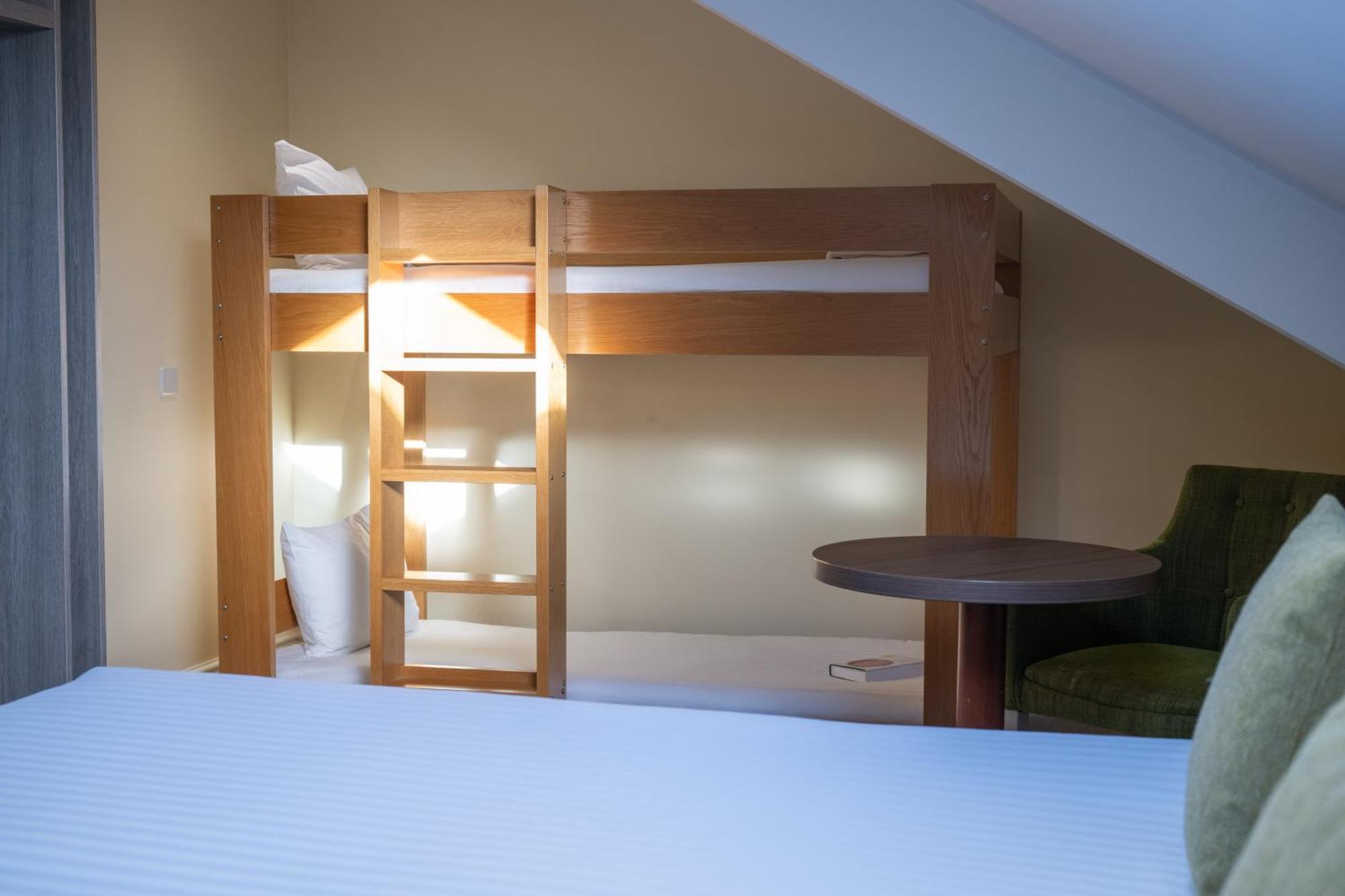 Hellidon Lakes Hotel Daventry Extérieur photo
