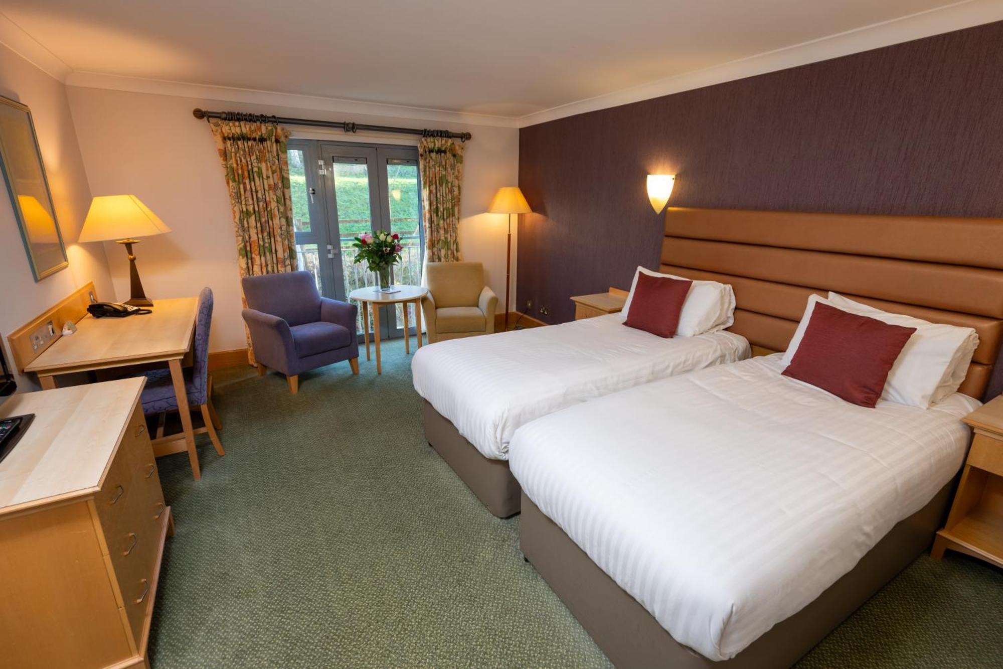 Hellidon Lakes Hotel Daventry Extérieur photo